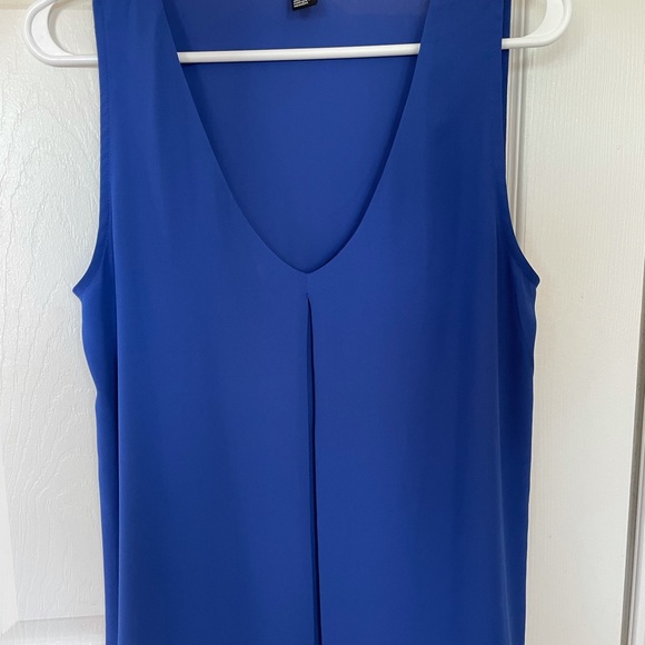 Blue Sleeveless Blouse! - Picture 1 of 1